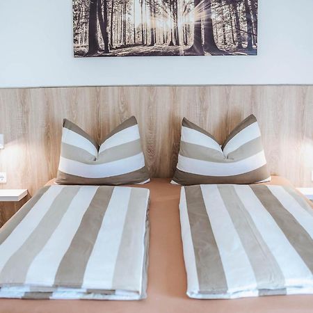 Xxl Ferienhaus Goldberger See - Sauna - 16 Personen Zewnętrze zdjęcie